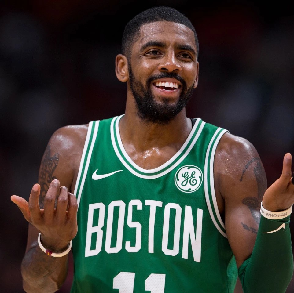 保持阵容的 保持阵容的