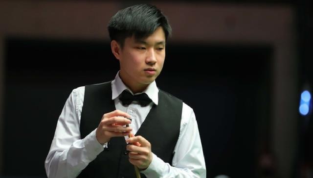 整个泳坛振 整个泳坛振