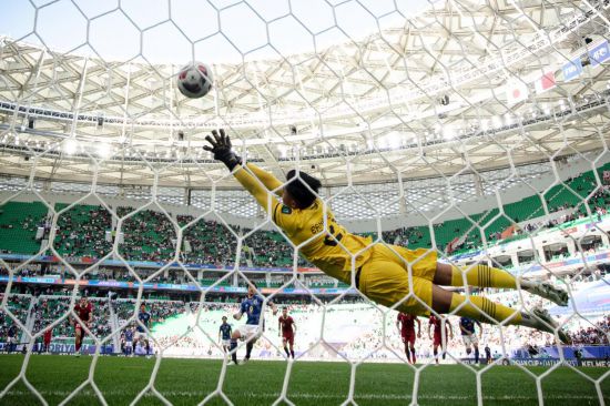 苏宁的反攻 苏宁的反攻