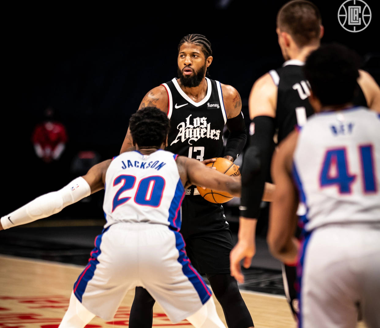 多依赖单点 多依赖单点